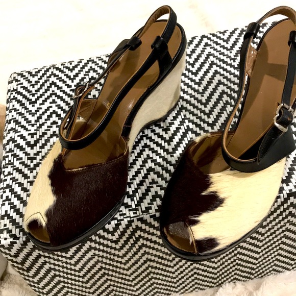 CALF HAIR SANDALS - Picture 15 of 15